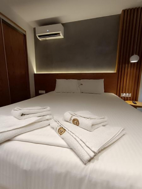Sandy Suite 3